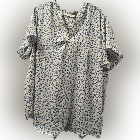 Size 1x top perfect for work - Picture 1 of 5